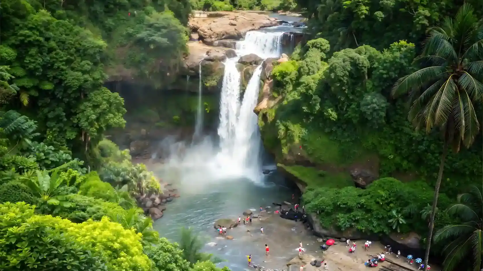 Tegenungan Waterfall surrounded by jungle