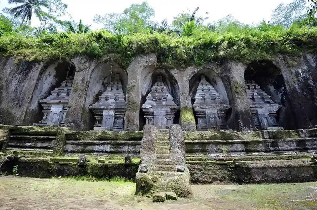 Rock-cut shrines at Gunung Kawi temple
