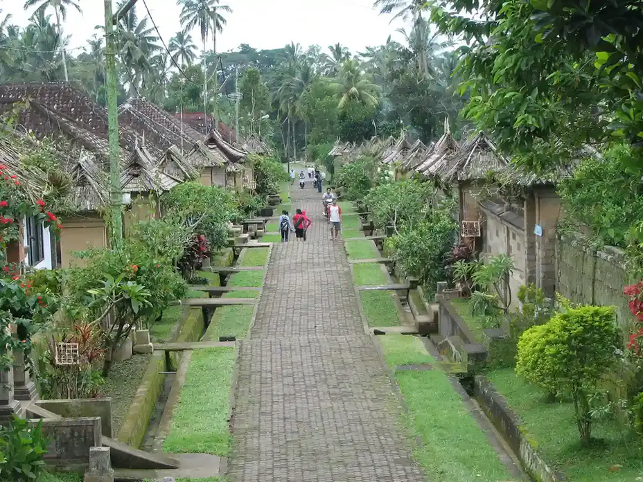 Street of traditional houses in Penglipuran village